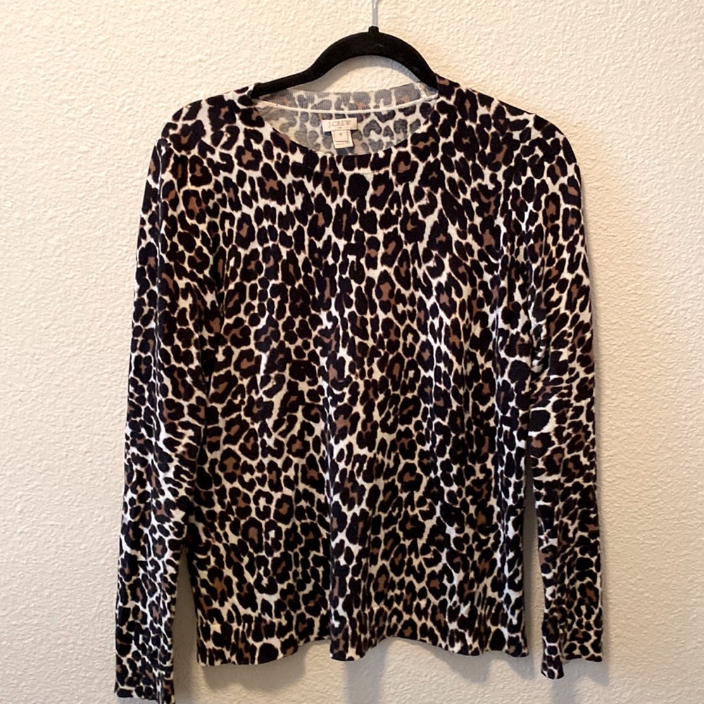 J.Crew size medium crew neck animal print 100% cotton long sleeve sweater
